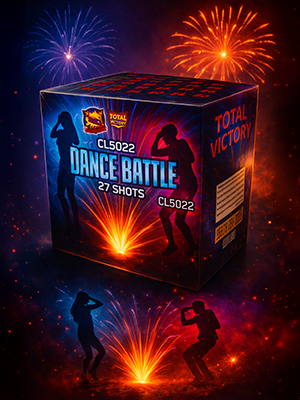 Фейерверк «Dance Battle» на 72 заряда в ярко-синей упаковке, с искрами и световыми эффектами на фоне