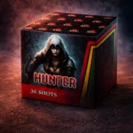 Cutie de artificii Hunter cu 36 focuri, design întunecat cu figura misterioasă pe fundal de fum și artificii.